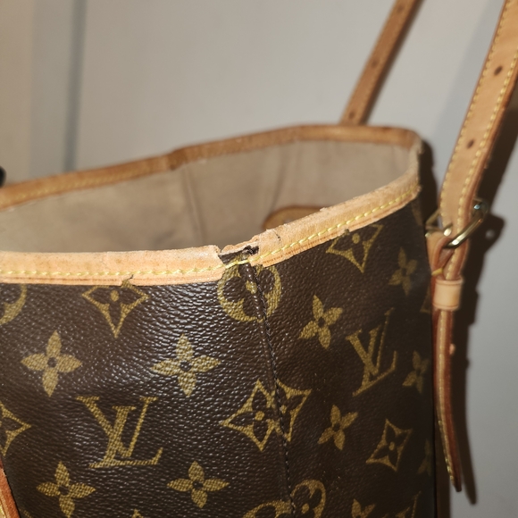 Louis Vuitton Brown Monogram Tote Bag - Picture 4 of 7